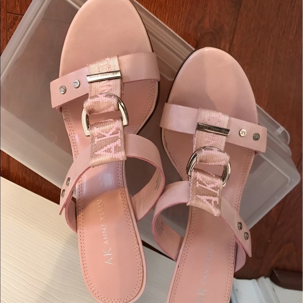 Anne Klein heels